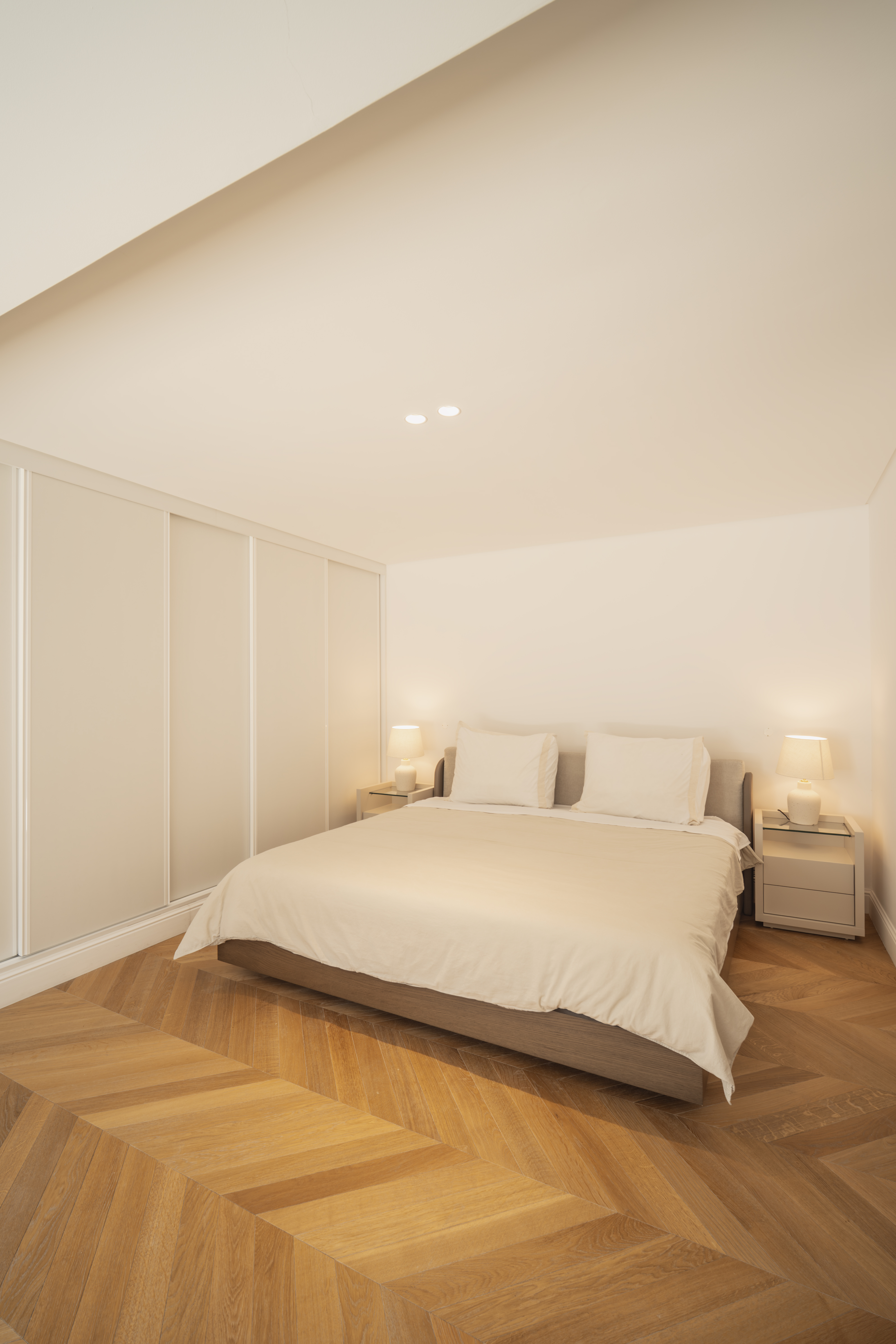 Contemporary Luxury in Estoril