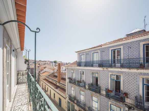 Brand-New Apartment with Architect-Designed Interiors