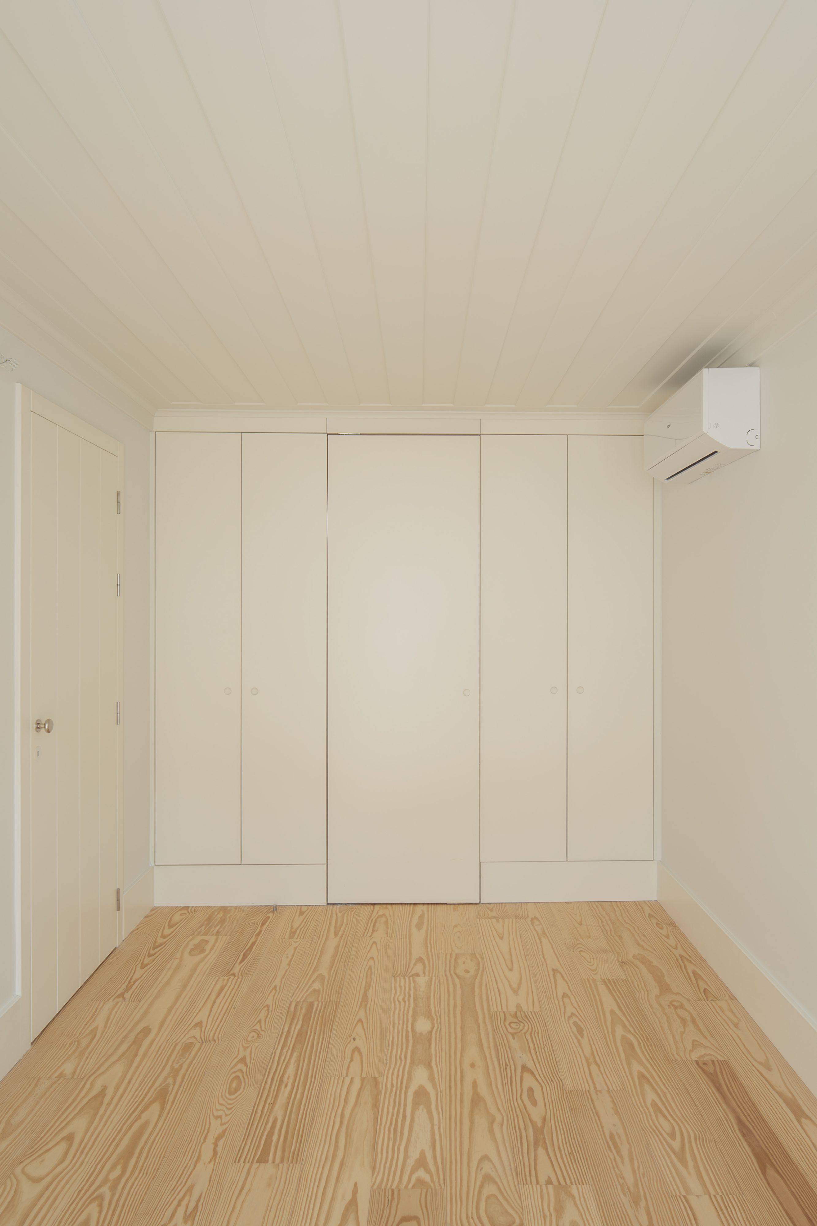 Brand-New Apartment with Architect-Designed Interiors