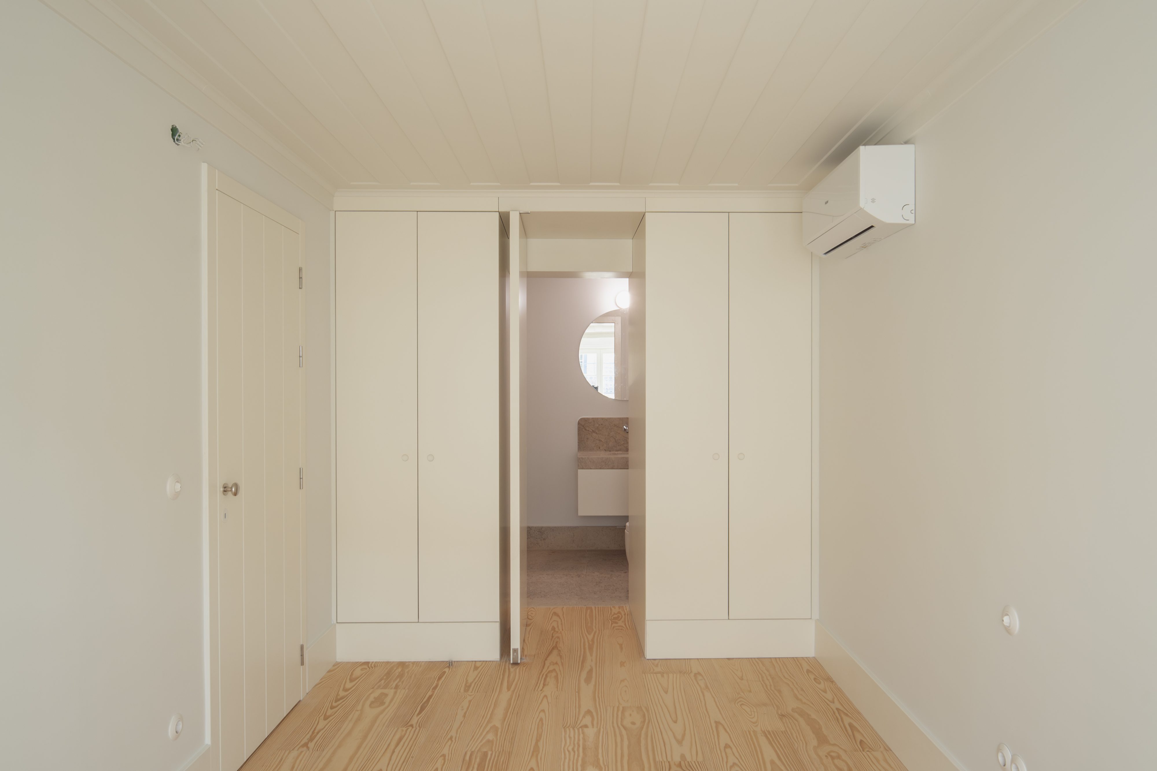 Brand-New Apartment with Architect-Designed Interiors