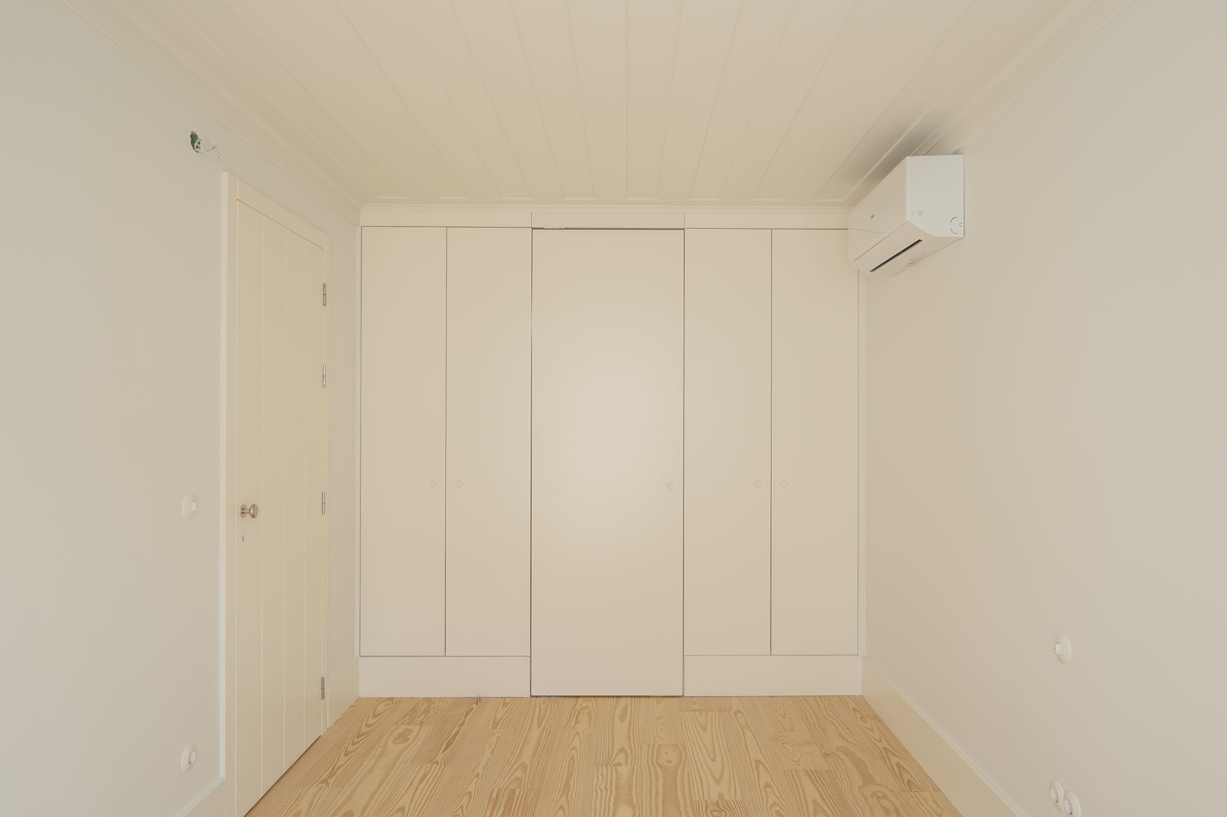 Brand-New Apartment with Architect-Designed Interiors