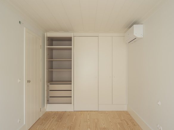 Brand-New Apartment with Architect-Designed Interiors