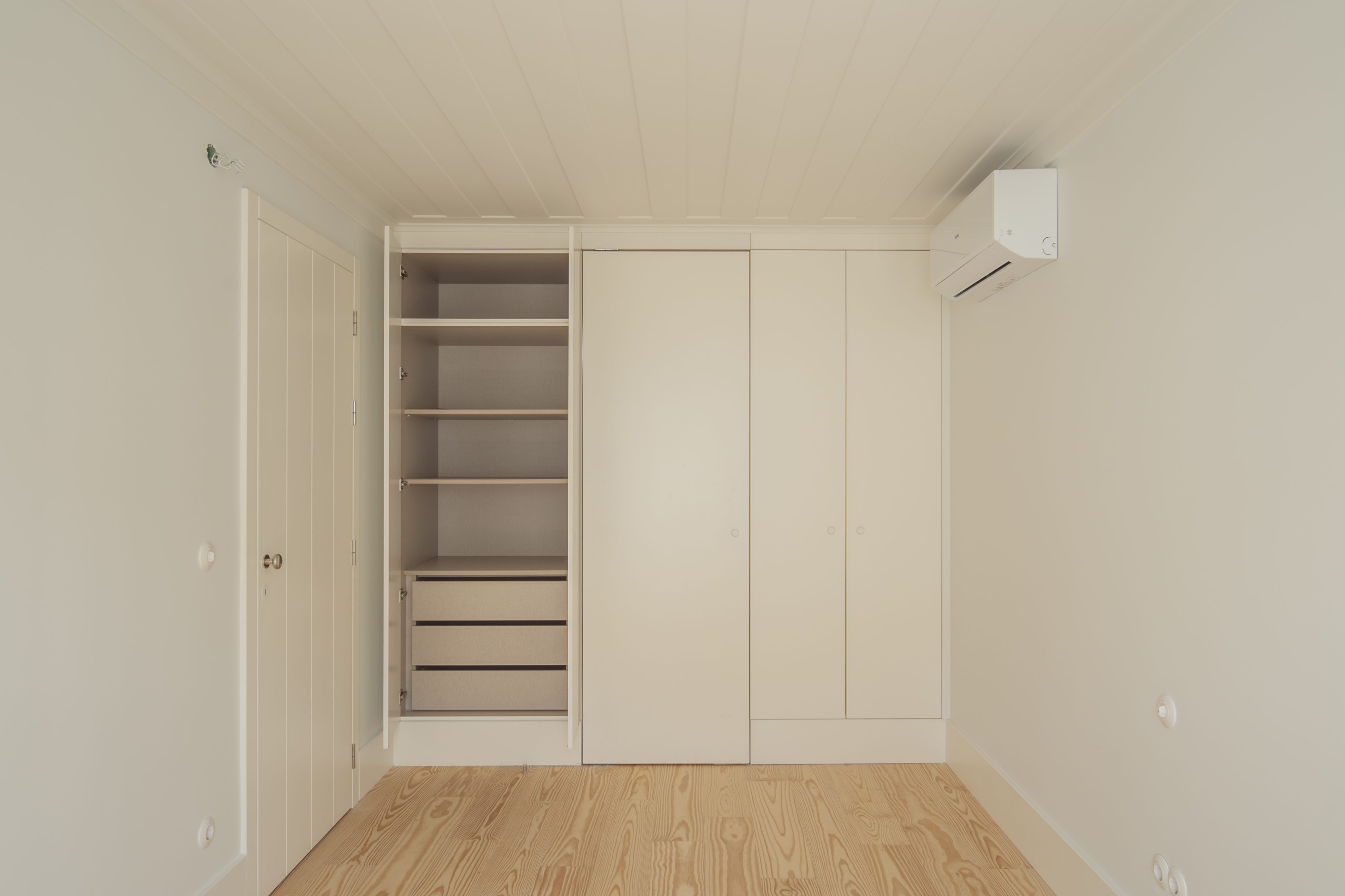 Brand-New Apartment with Architect-Designed Interiors