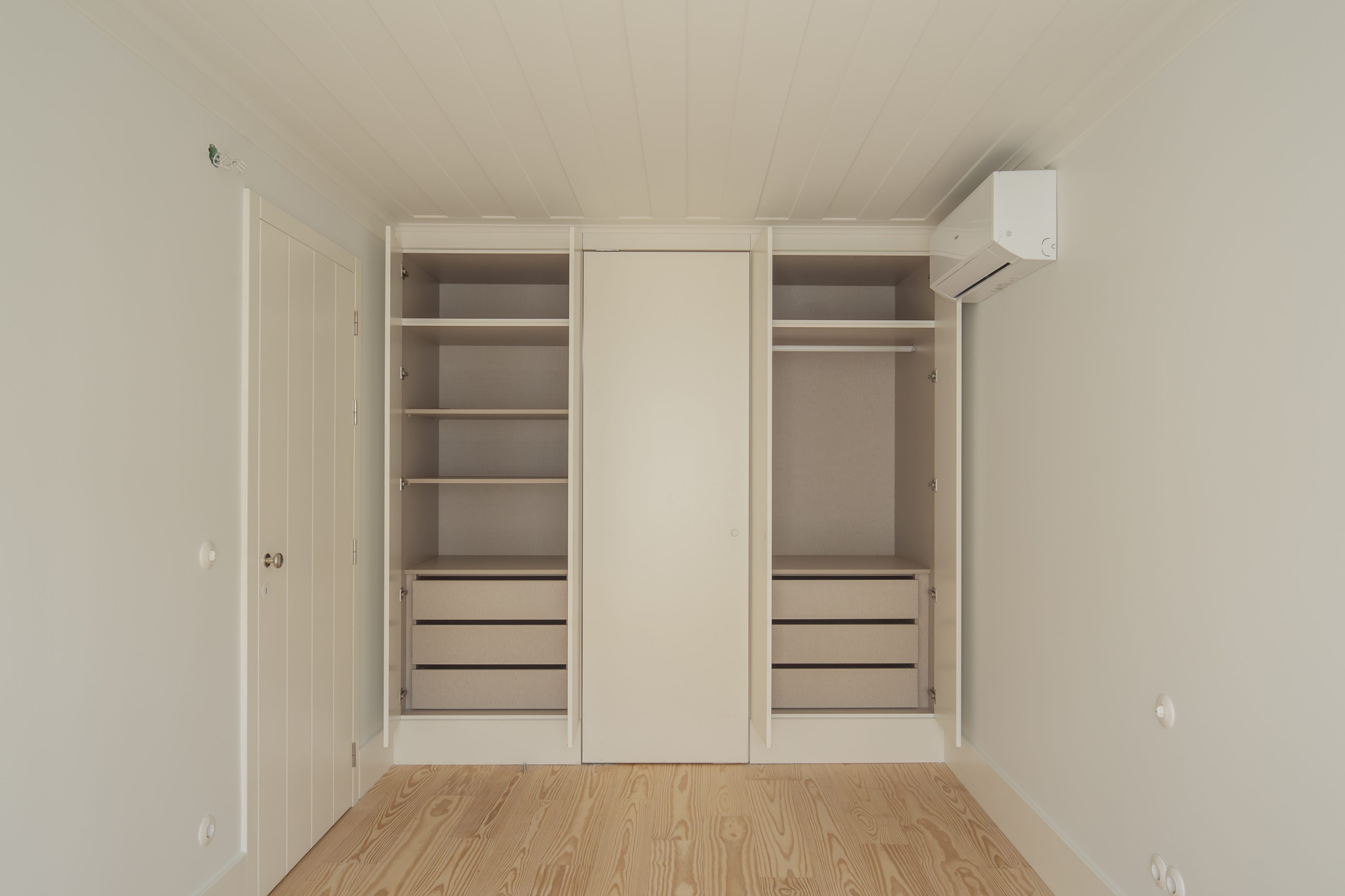 Brand-New Apartment with Architect-Designed Interiors