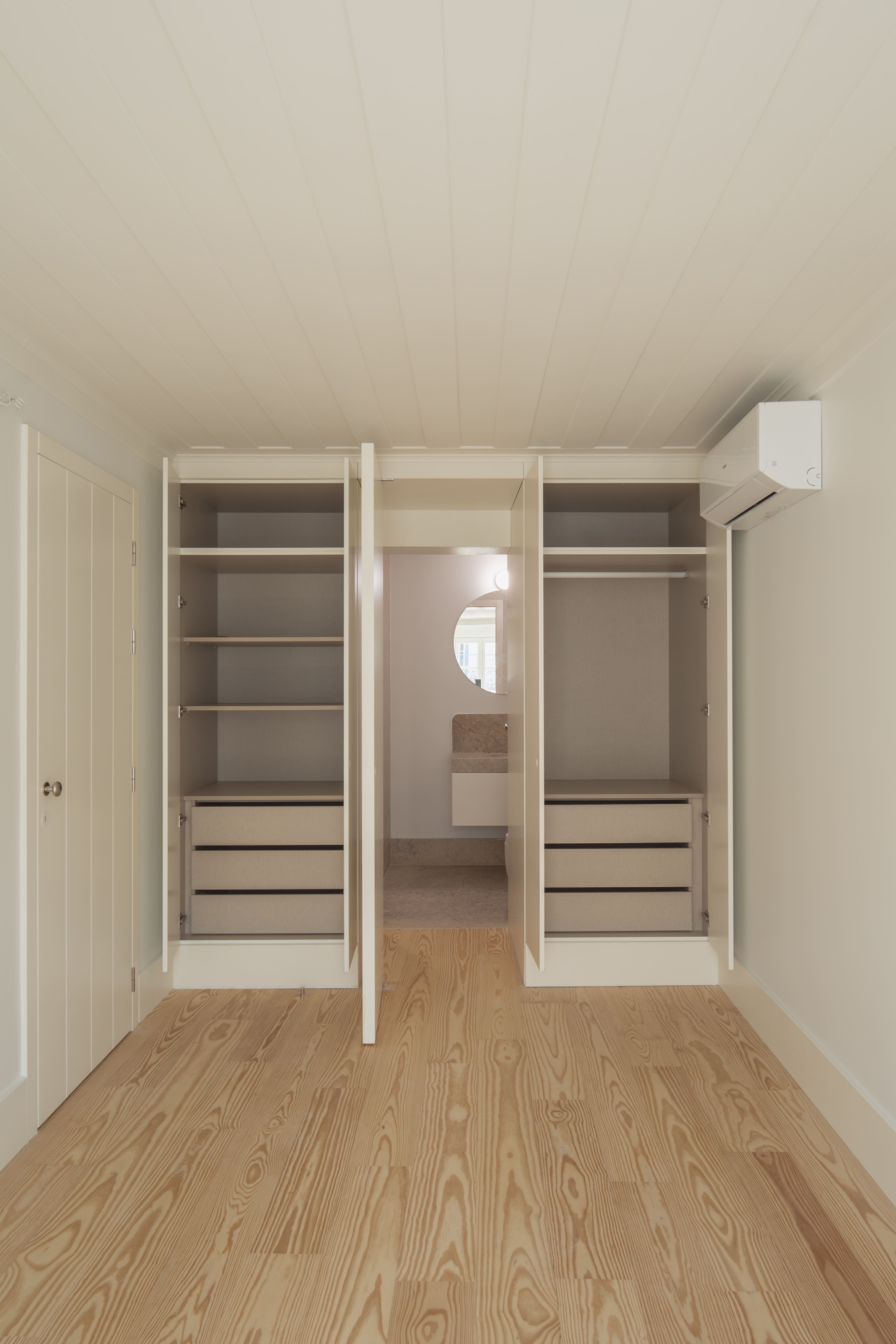 Brand-New Apartment with Architect-Designed Interiors