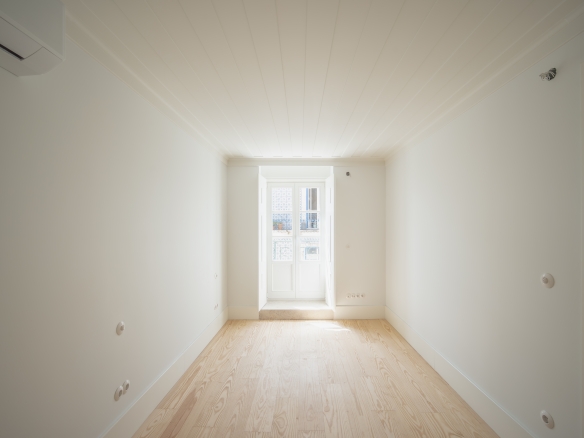 Brand-New Apartment with Architect-Designed Interiors