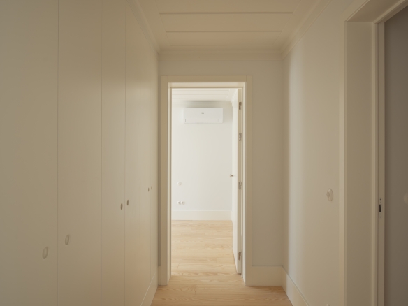 Brand-New Apartment with Architect-Designed Interiors