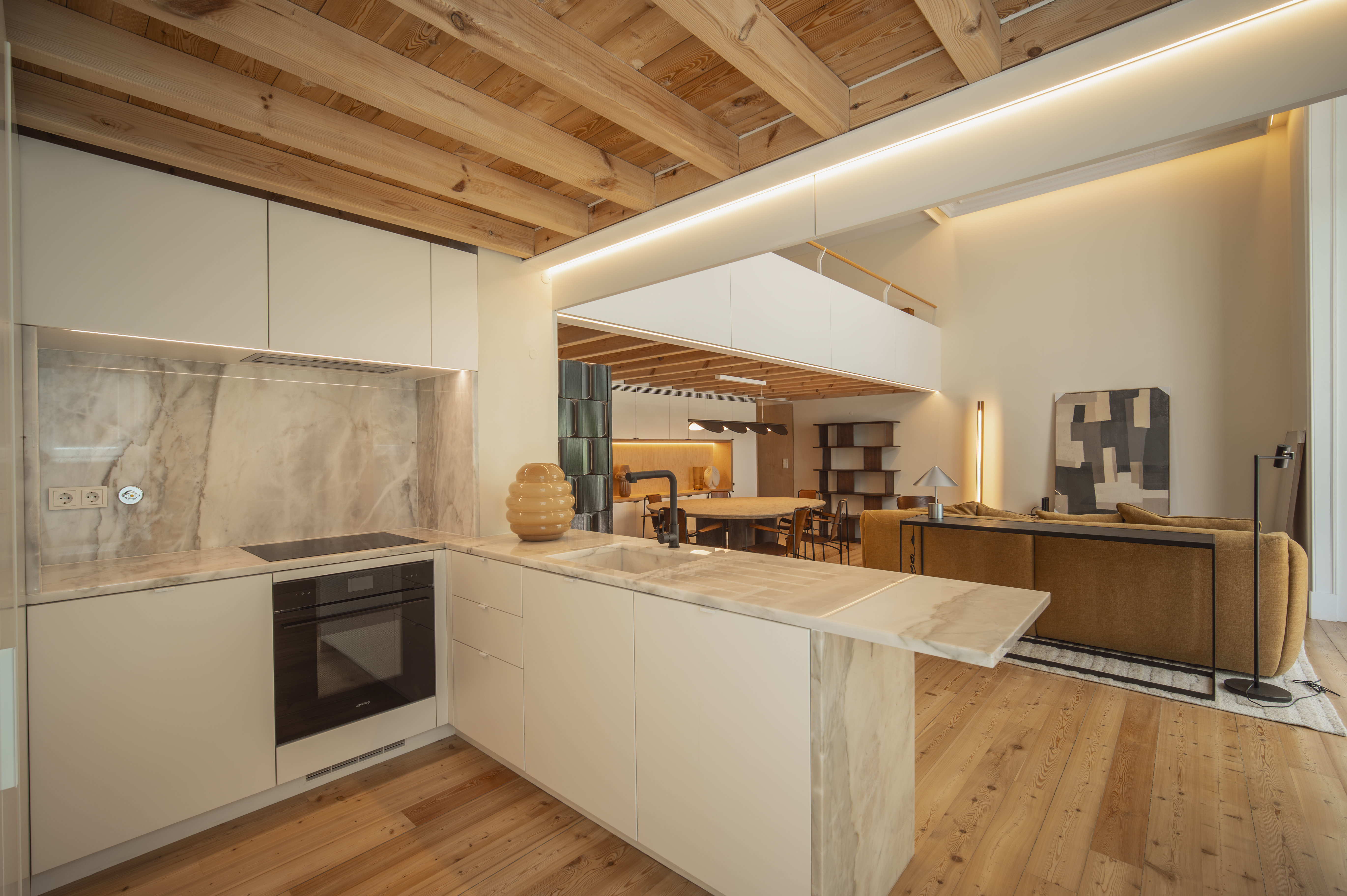 Exceptional Designer Loft with Private Garden in Prime Central Lisbon