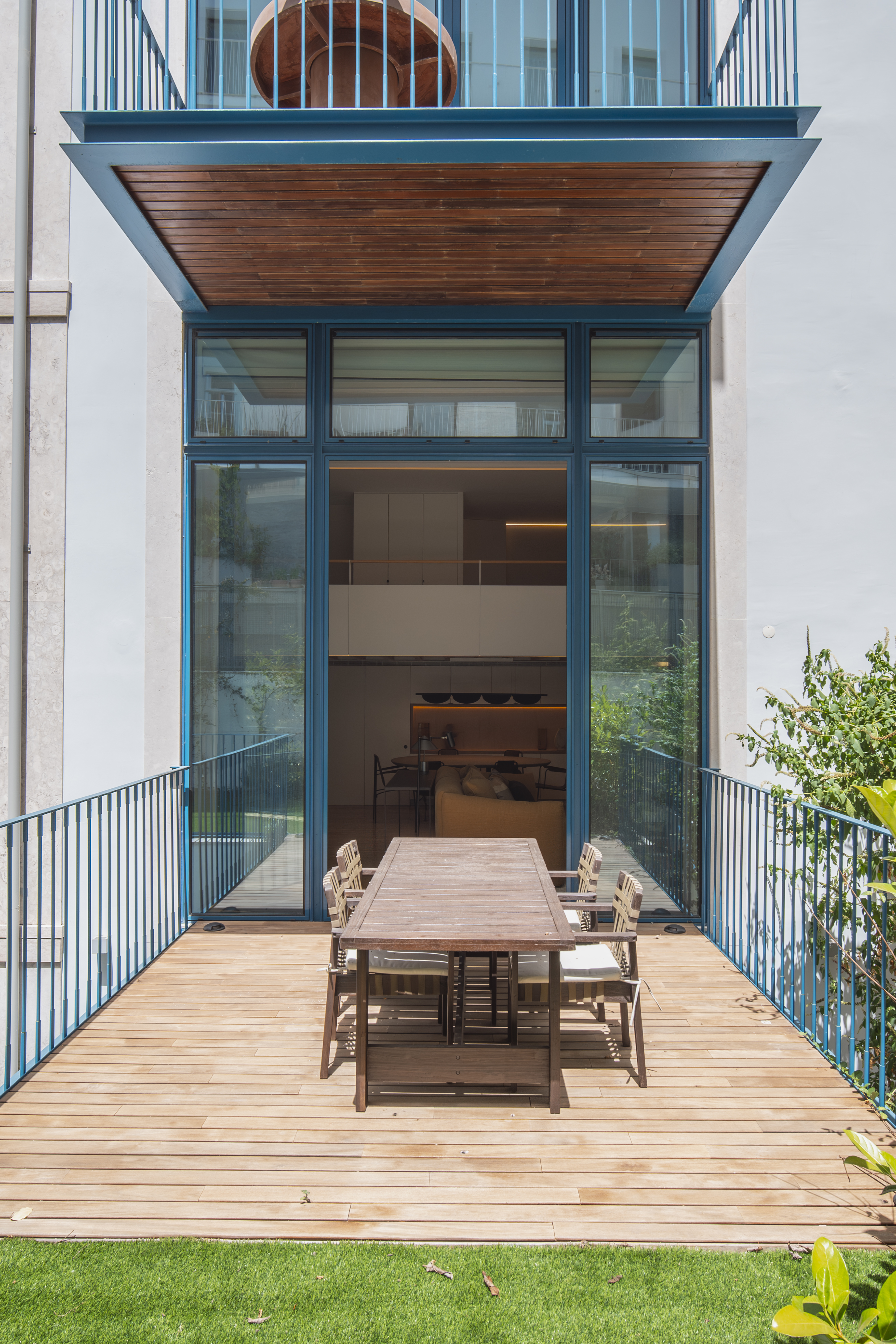 Exceptional Designer Loft with Private Garden in Prime Central Lisbon