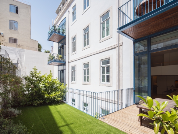 Exceptional Designer Loft with Private Garden in Prime Central Lisbon