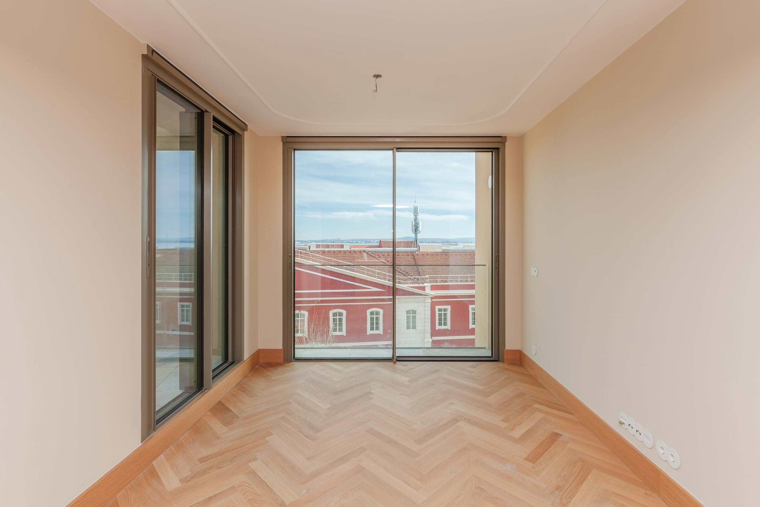 Charming Duplex over the Tagus river