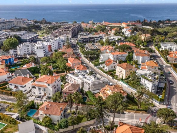 The Sky Penthouse in Estoril