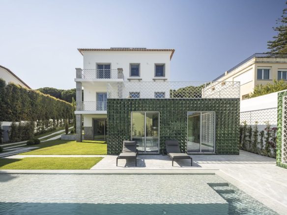 Luxury Villa in Restelo