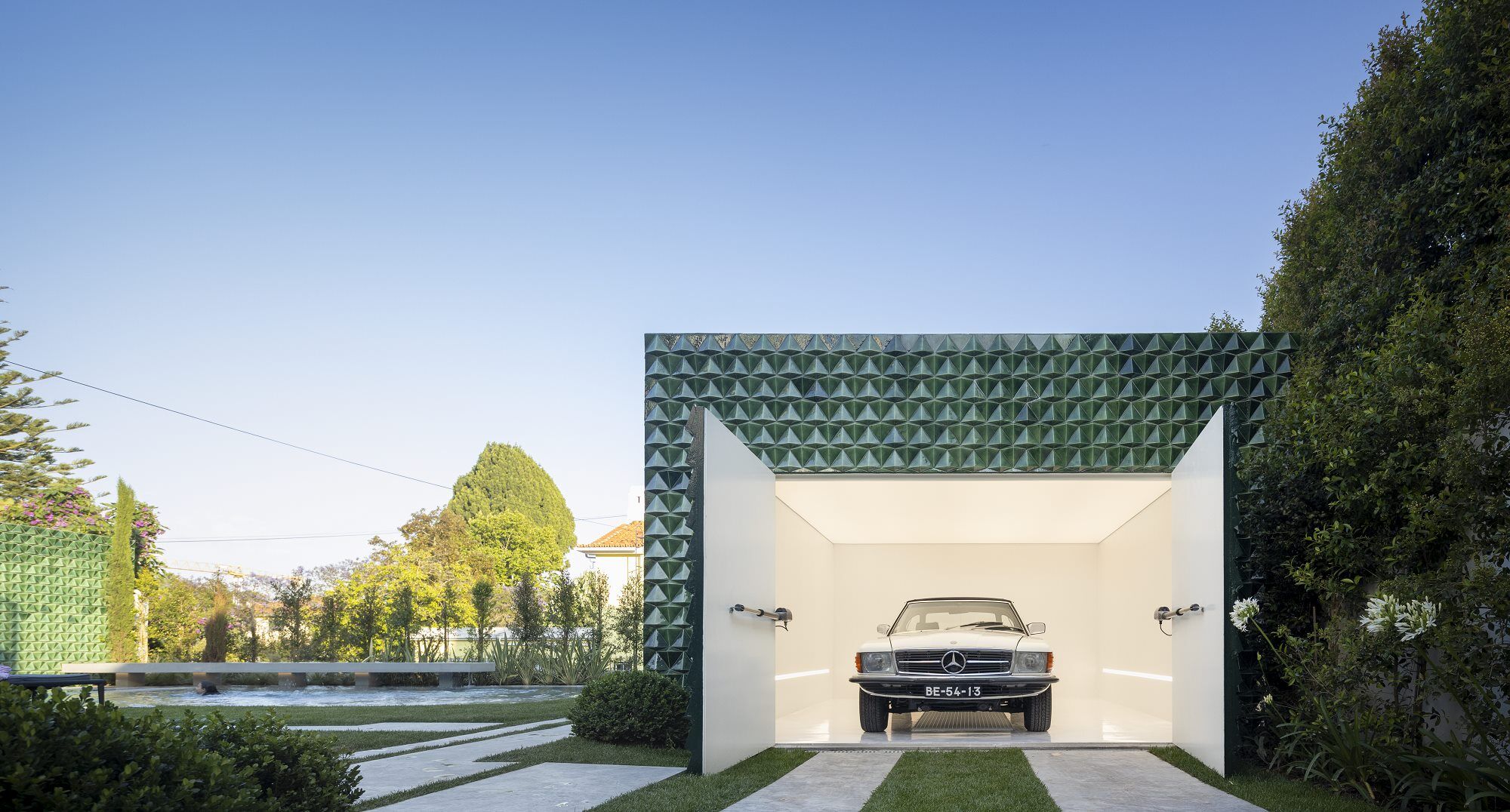 Luxury Villa in Restelo