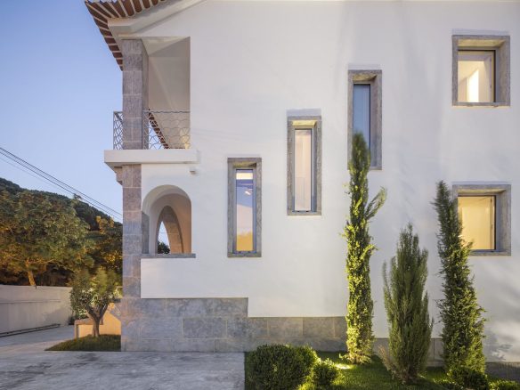 Luxury Villa in Restelo
