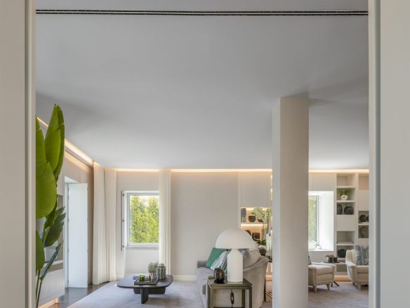 Luxury Villa in Restelo