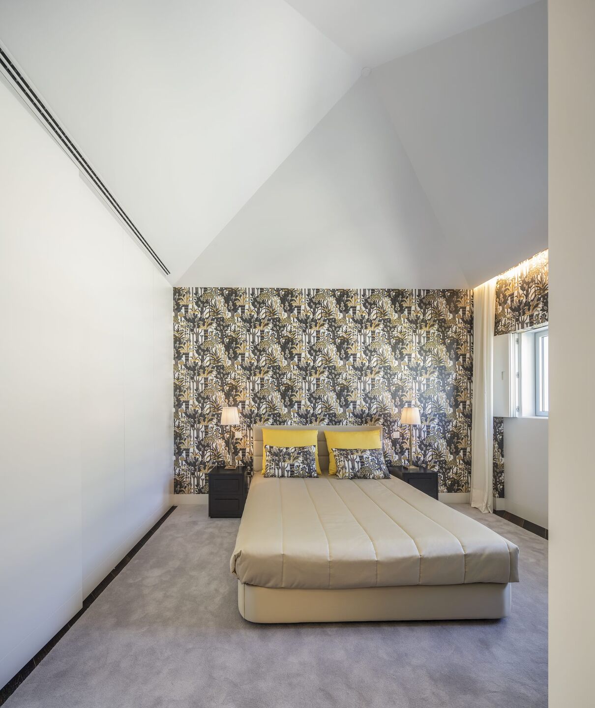 Luxury Villa in Restelo