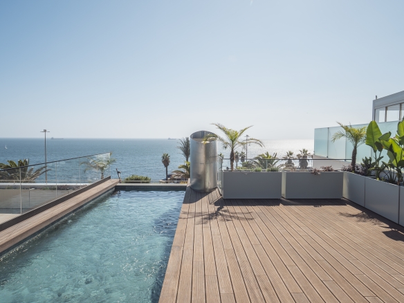 Oceanfront Duplex Penthouse in Estoril
