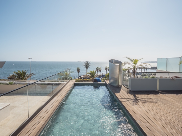 Oceanfront Duplex Penthouse in Estoril