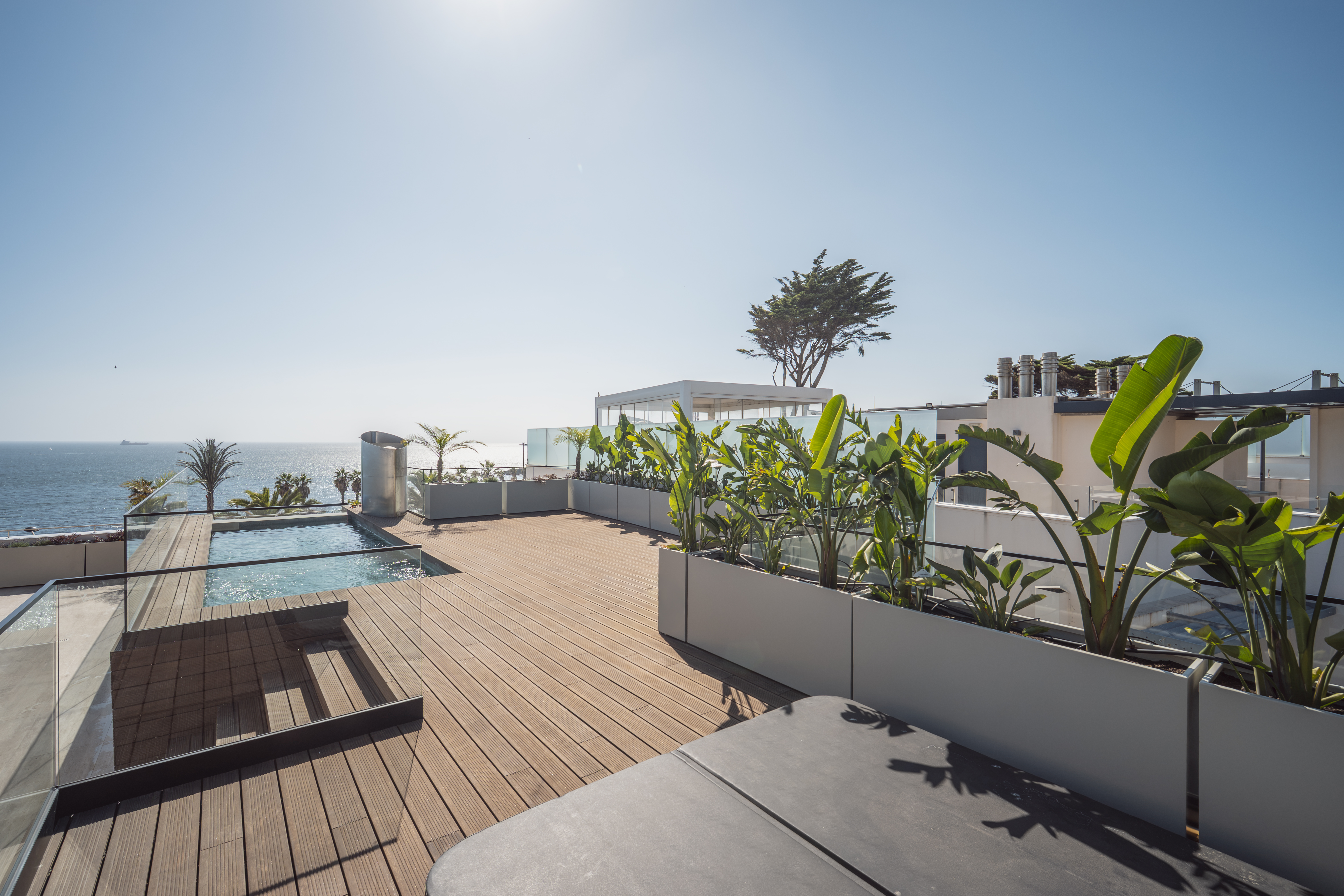 Oceanfront Duplex Penthouse in Estoril