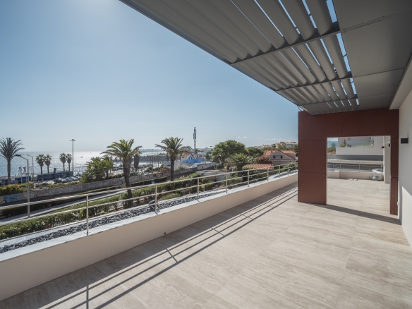 Oceanfront Duplex Penthouse in Estoril