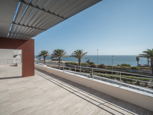 Oceanfront Duplex Penthouse in Estoril