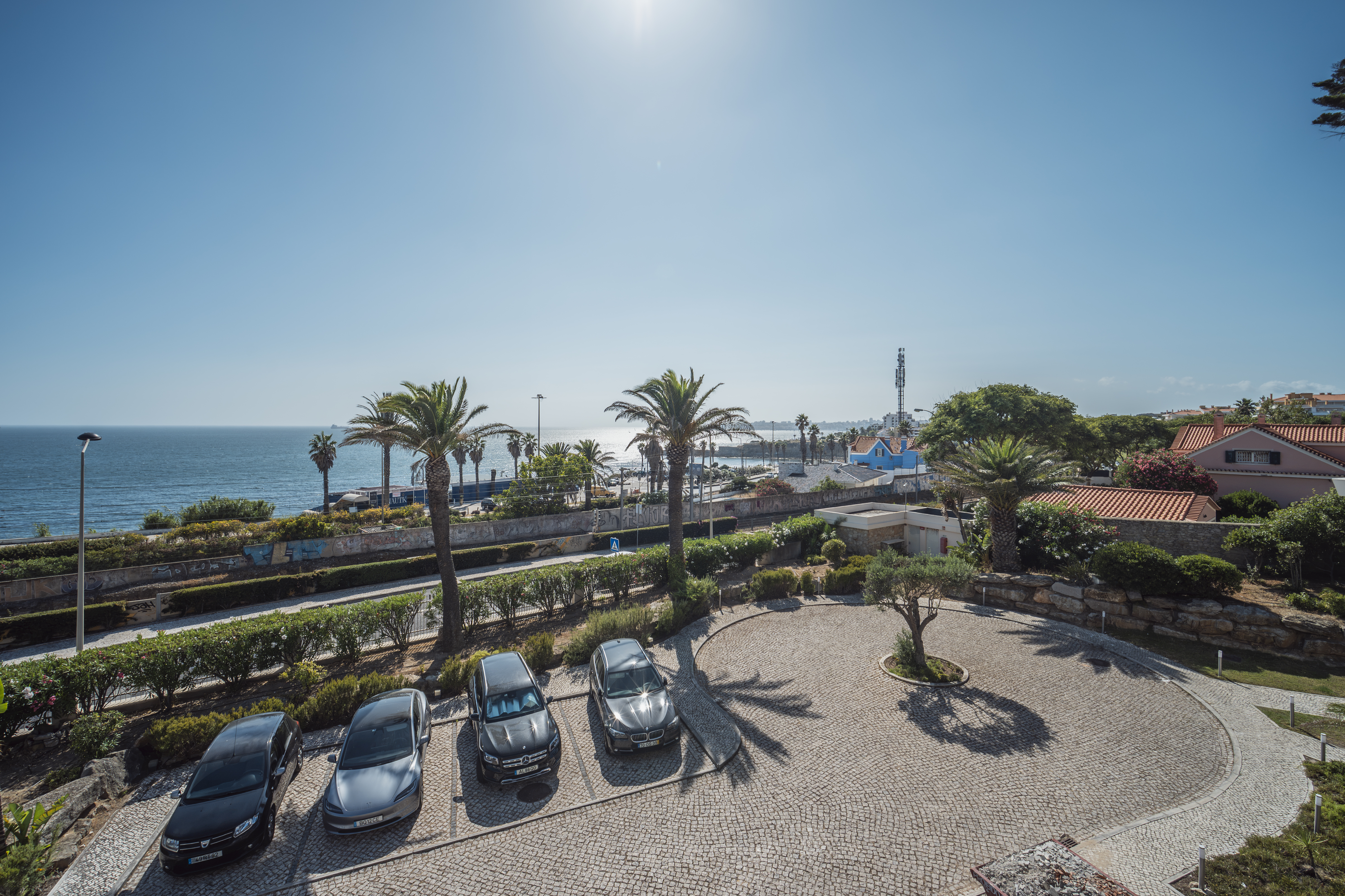 Oceanfront Duplex Penthouse in Estoril