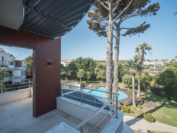 Oceanfront Duplex Penthouse in Estoril